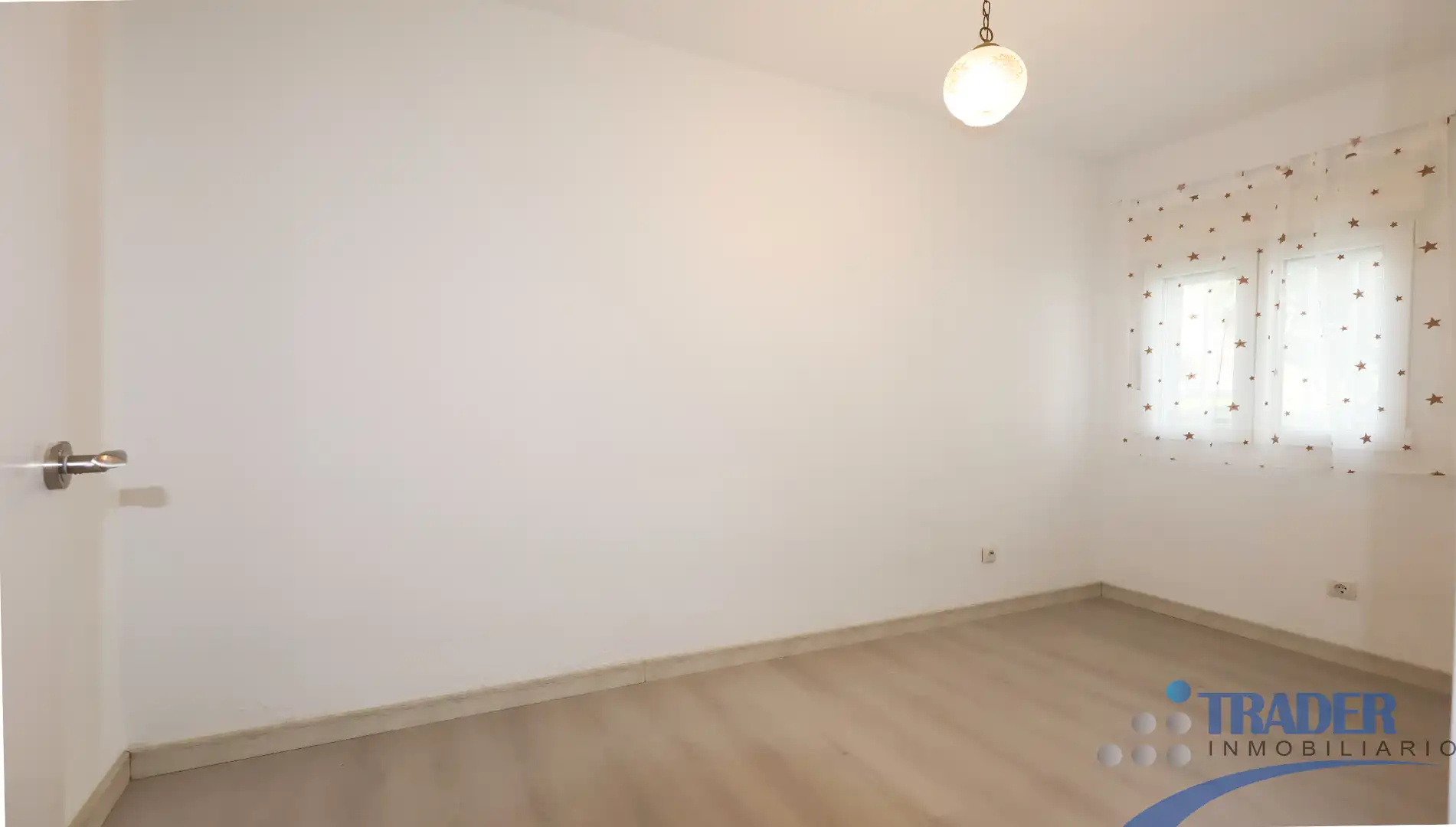 Bedroom of Flat for sale in Fuenlabrada  with Storage room