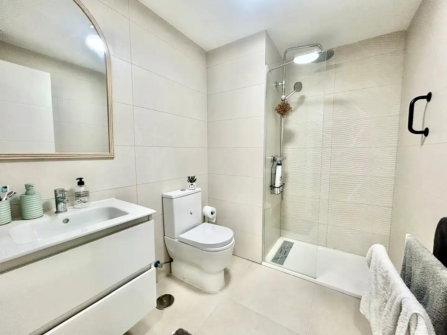 Baño de Piso en venta en Almería con Aire acondicionado, Calefacción y Parquet