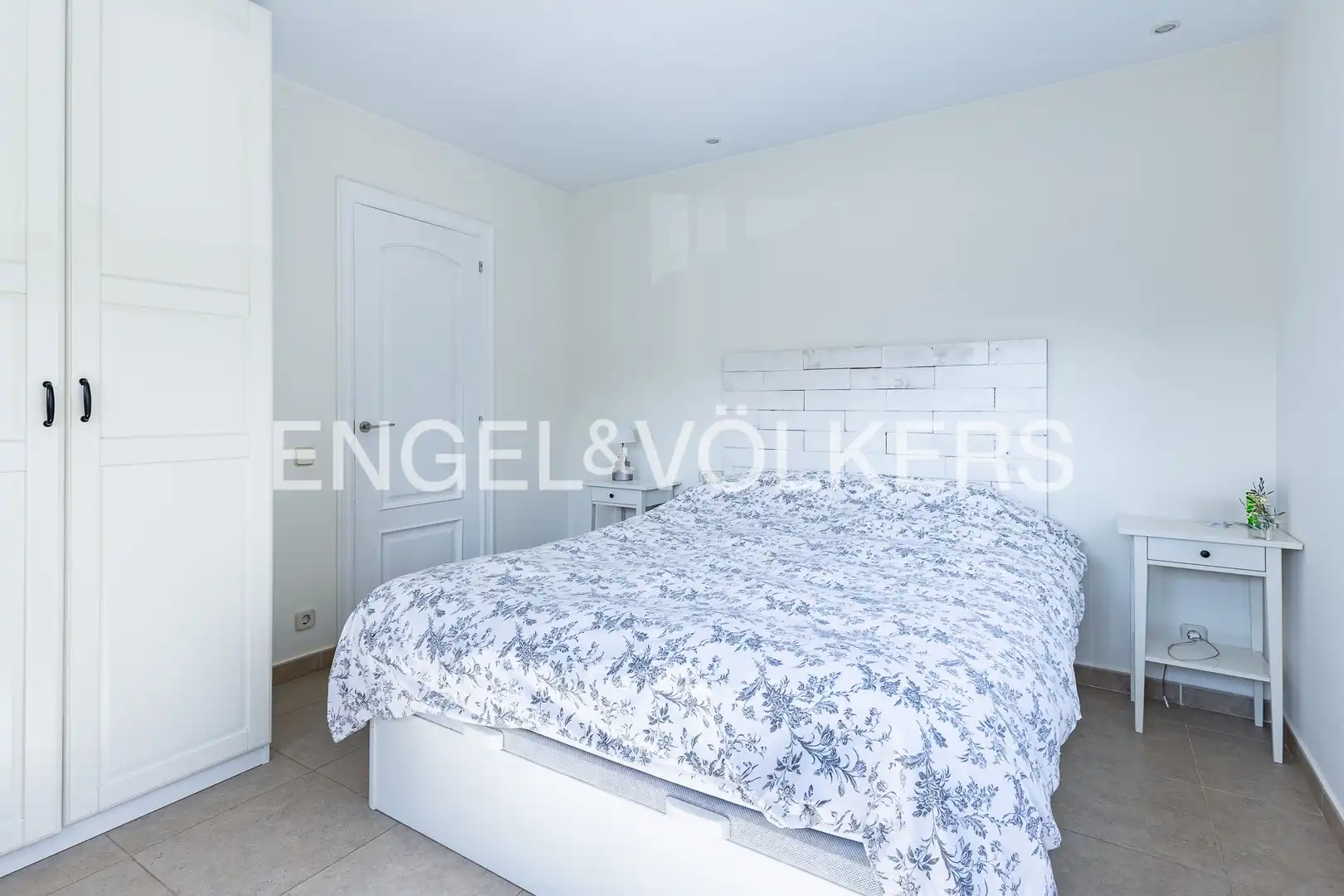 Bedroom of Houses for sale in Sant Fost de Campsentelles  with Air Conditioner, Heating and Private garden