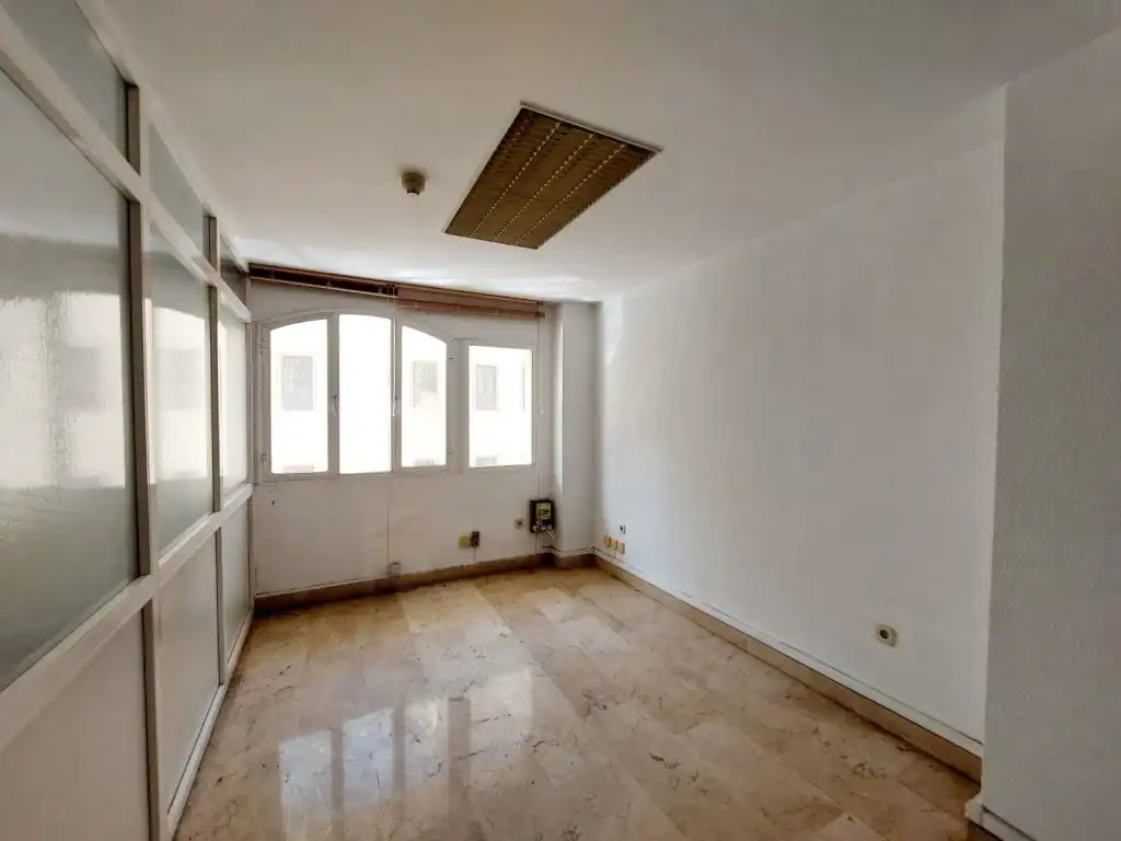 Büro zur Miete in Badajoz