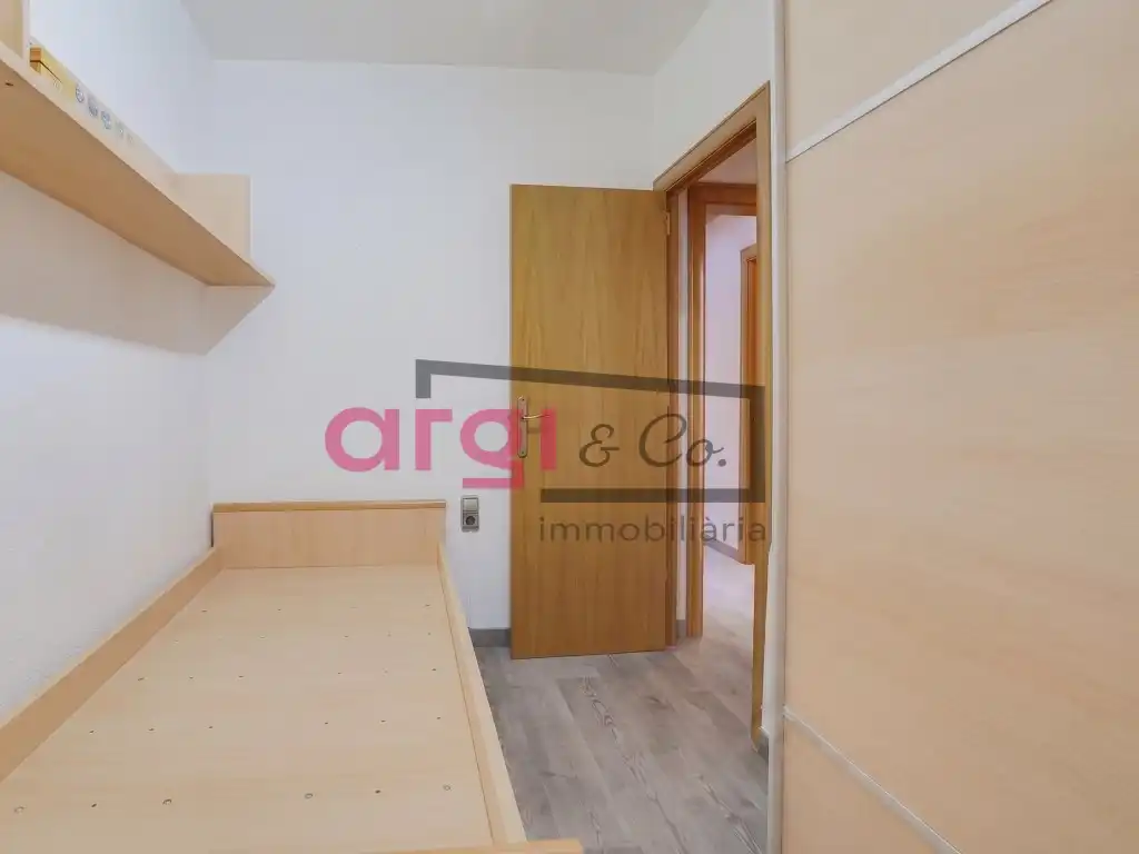 Habitación de Piso en venta en Viladecans
