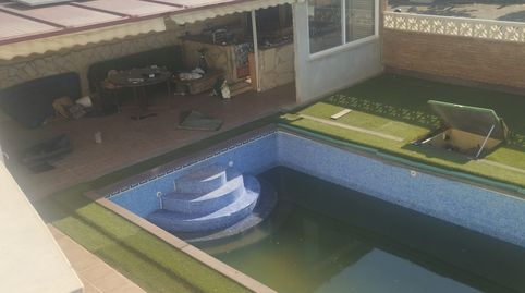 Chalet en venta Torrox costa con 3 dormitorios, piscina y garaje.