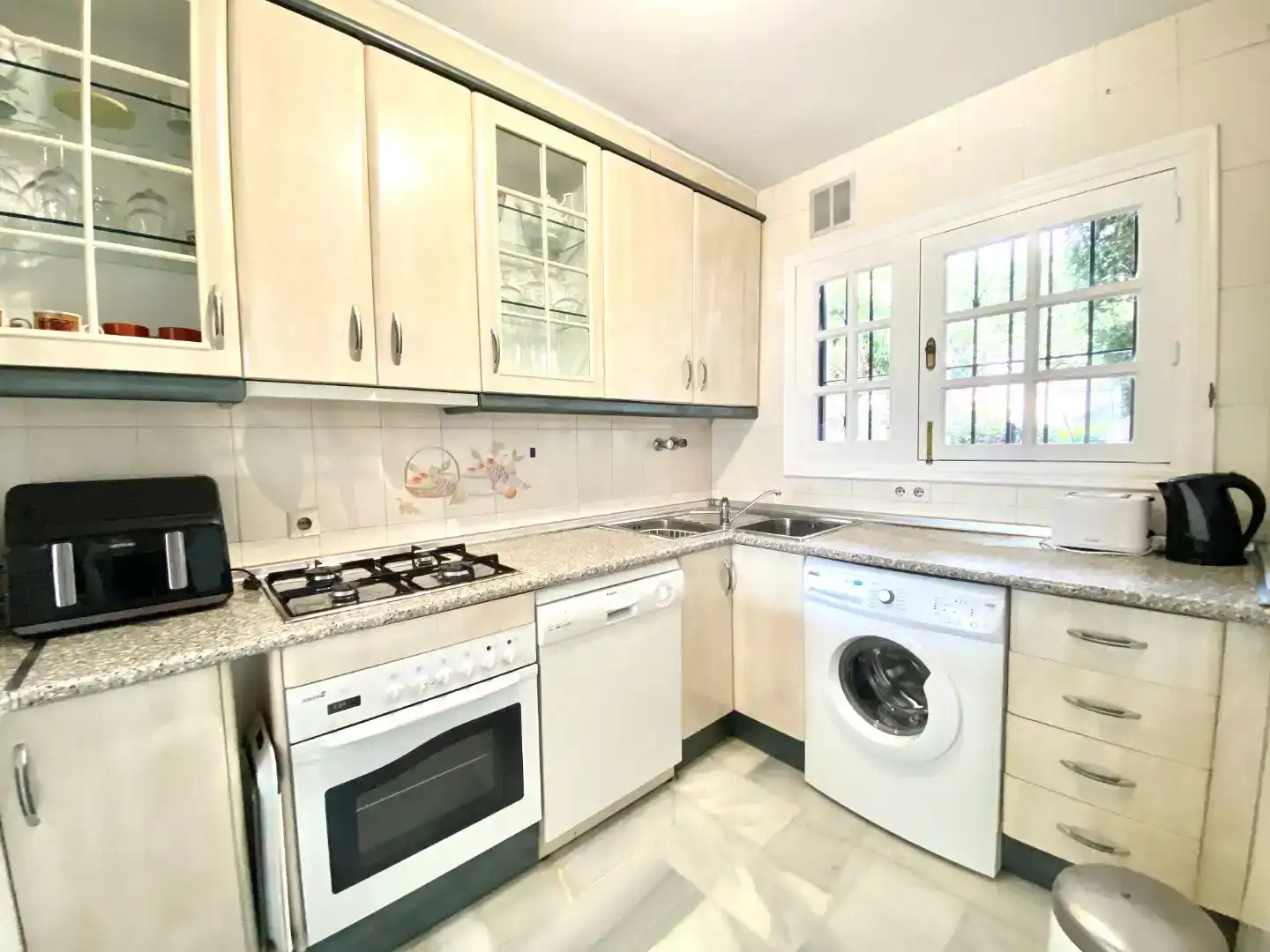Küche von Wohnung zur Miete in Mijas mit Schwimmbad