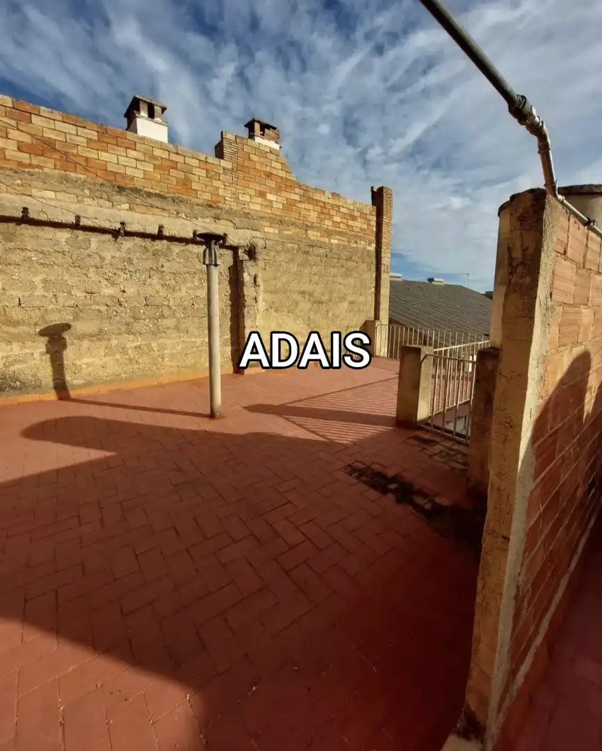 Casa amb jardí en venda a Avinguda Sant Cristòfol 1, imagen 5