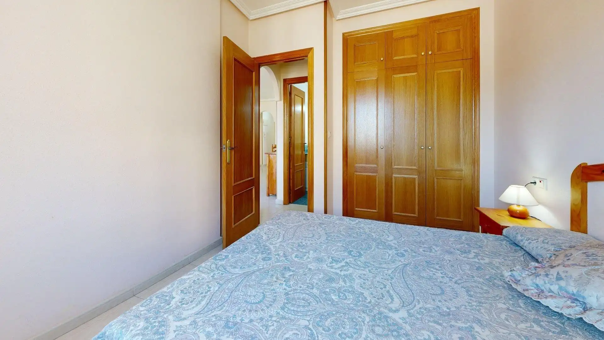 Dormitori de Apartament en venda en Elche / Elx amb Aire condicionat, Terrassa i Moblat