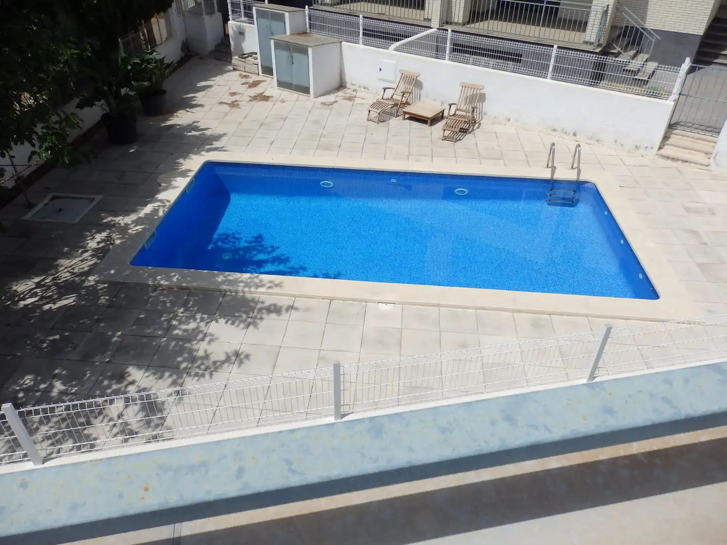Schwimmbecken von Einfamilien-Reihenhaus zum Verkauf in Mont-roig del Camp mit Klimaanlage, Privatgarten und Terrasse