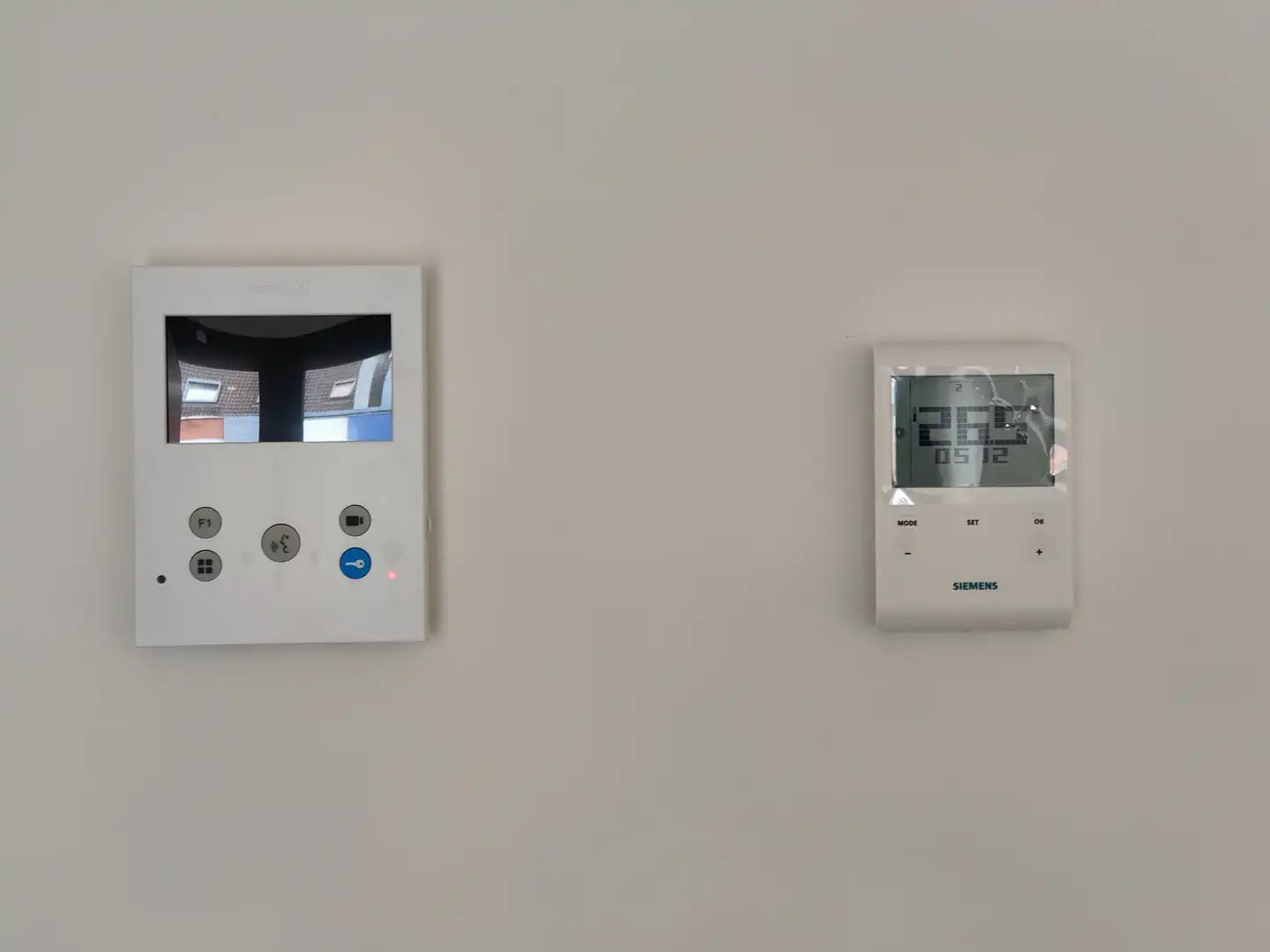 Habitación de Ático en venta en Gijón  con Calefacción, Parquet y Terraza