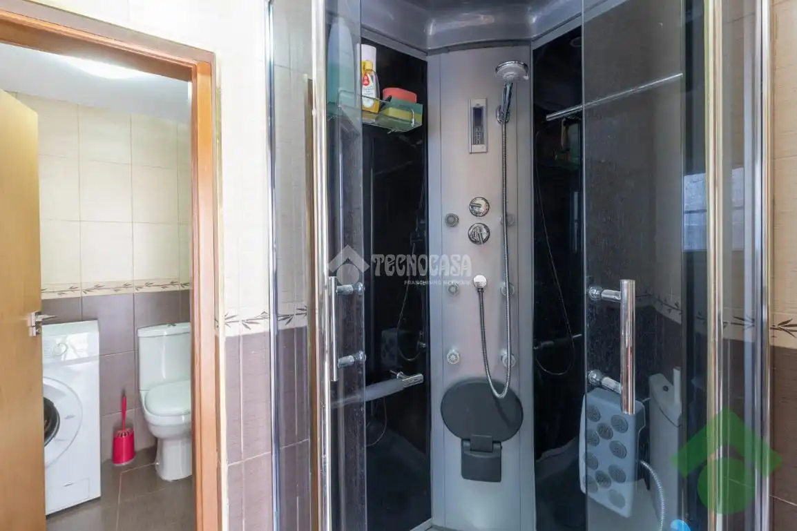 Bathroom of Detached homes for sale in Loja  with Terrace and Storage room