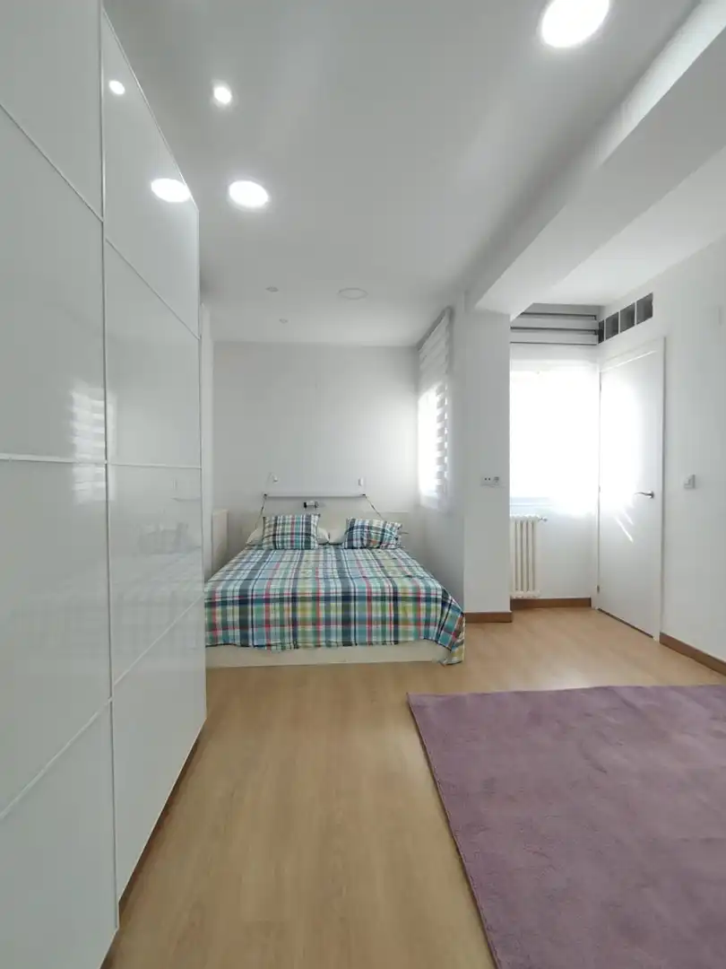Habitación de Piso de alquiler en Murcia con Aire acondicionado, Calefacción y Amueblado