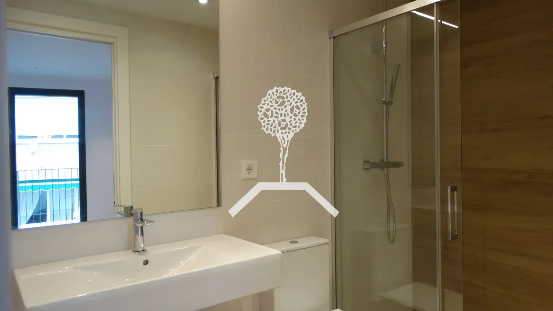 Bathroom of Flat for rent in Viladecans  with Air Conditioner, Heating and Storage room