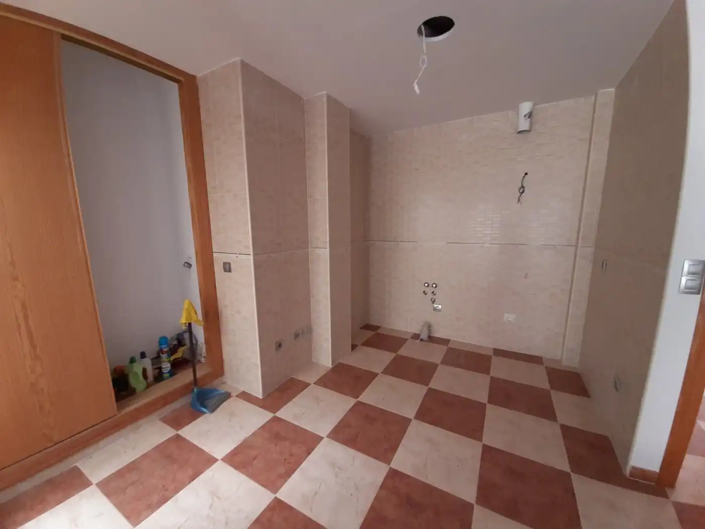 Bathroom of Flat for sale in Lorca  with Heating, Terrace and Storage room