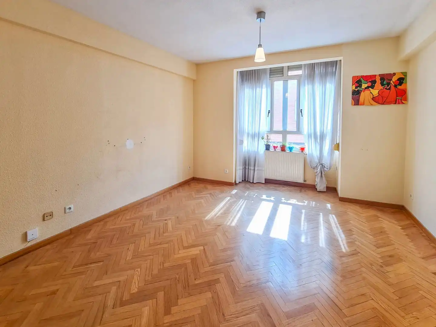 Sala d'estar de Apartament de lloguer en Madrid amb Calefacció, Parquet i Forn