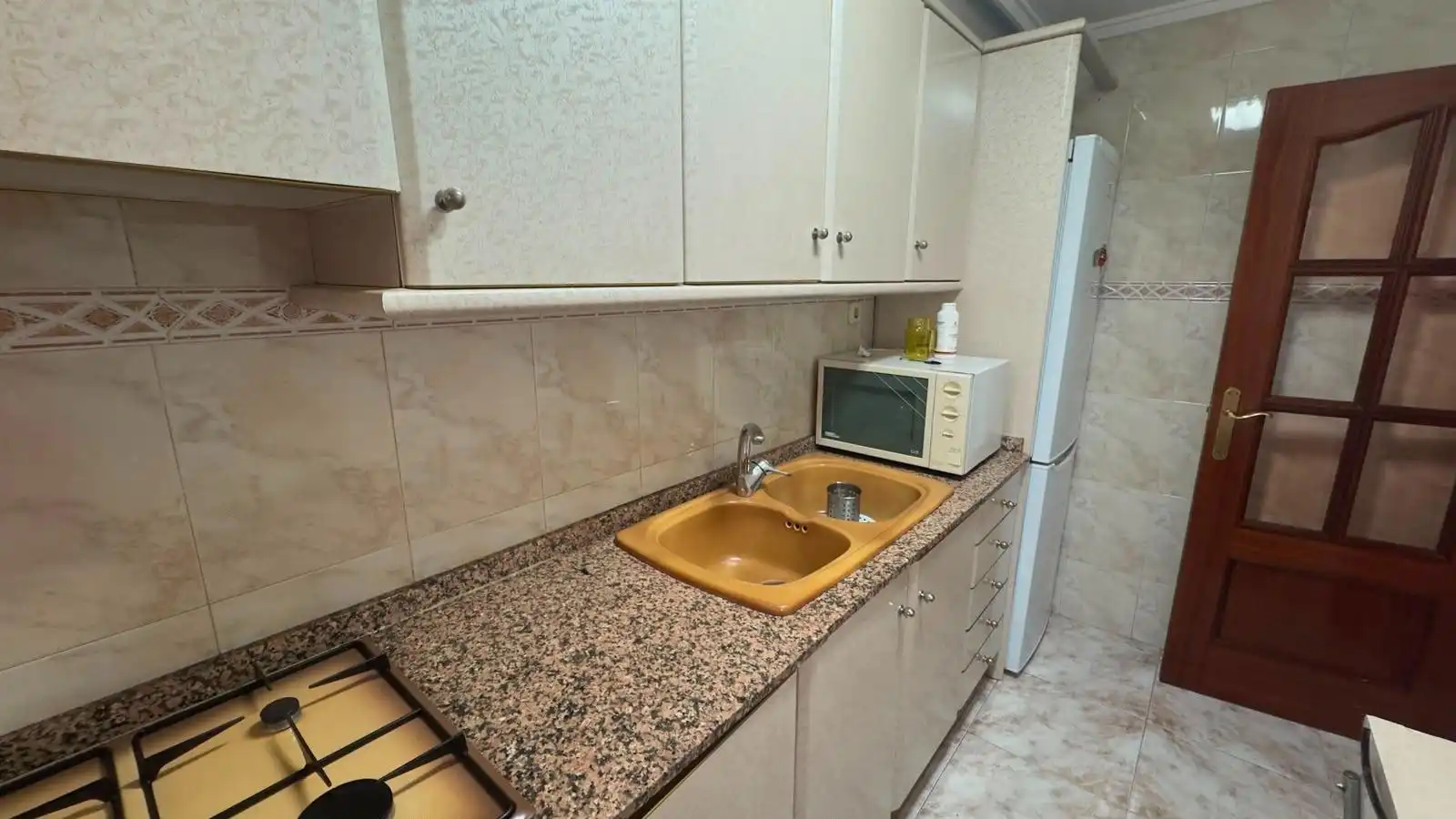 Cuina de Pis en venda en Valencia amb Terrassa, Traster i Moblat