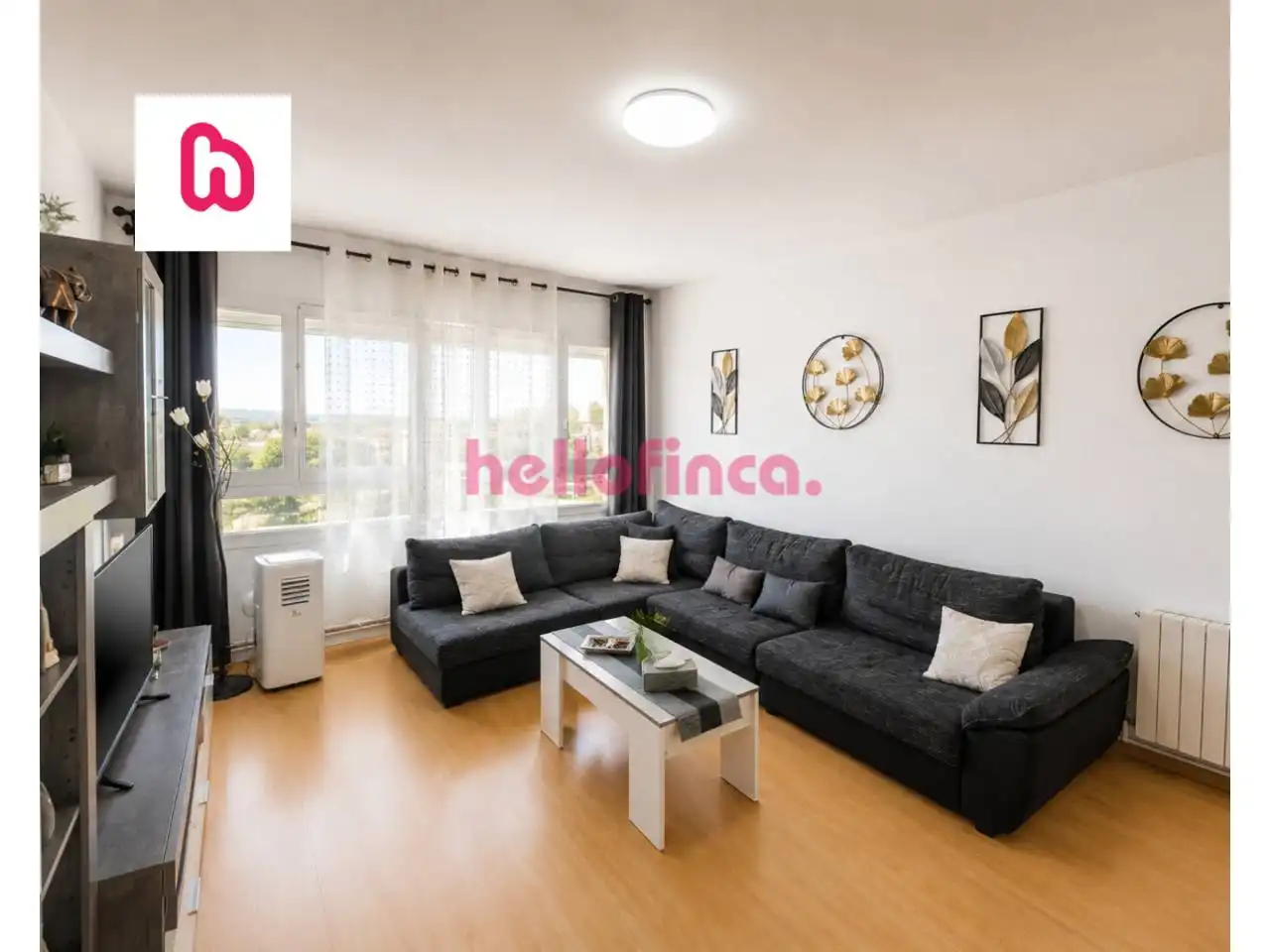 Sala de estar de Piso en venta en Vilafranca del Penedès con Calefacción, Parquet y Terraza