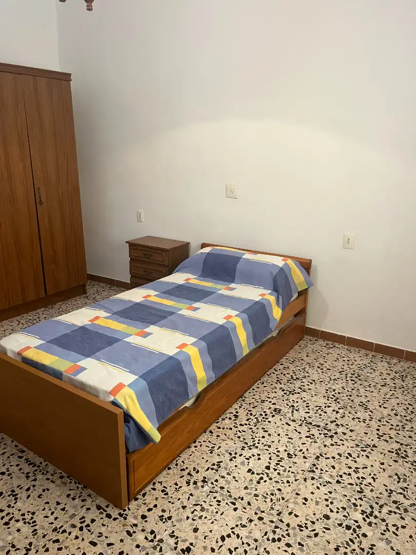 Dormitori de Pis de lloguer en Málaga amb Aire condicionat, Calefacció i Terrassa