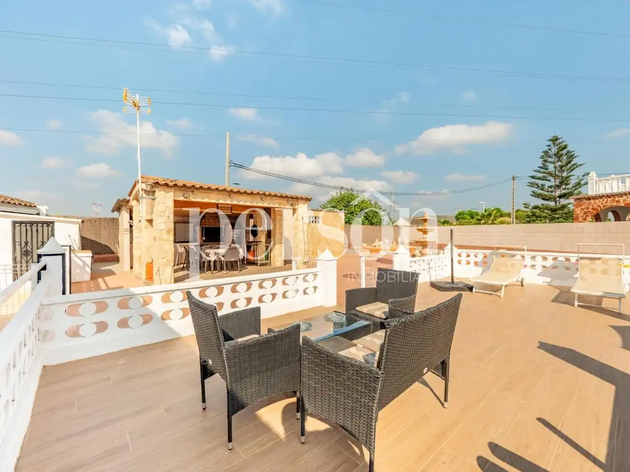 Terrassa de Casa o xalet en venda en Manises amb Aire condicionat, Jardí privat i Terrassa