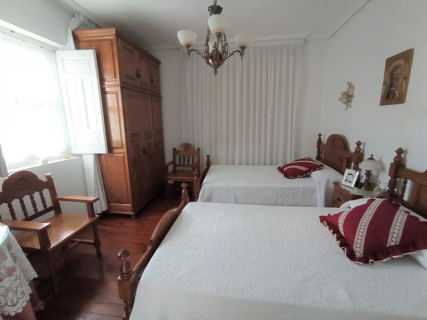 Habitación de Casa o chalet en venta en Reocín con Calefacción y Jardín privado