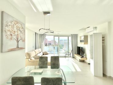 Appartement compact avec piscine à vendre à N/A