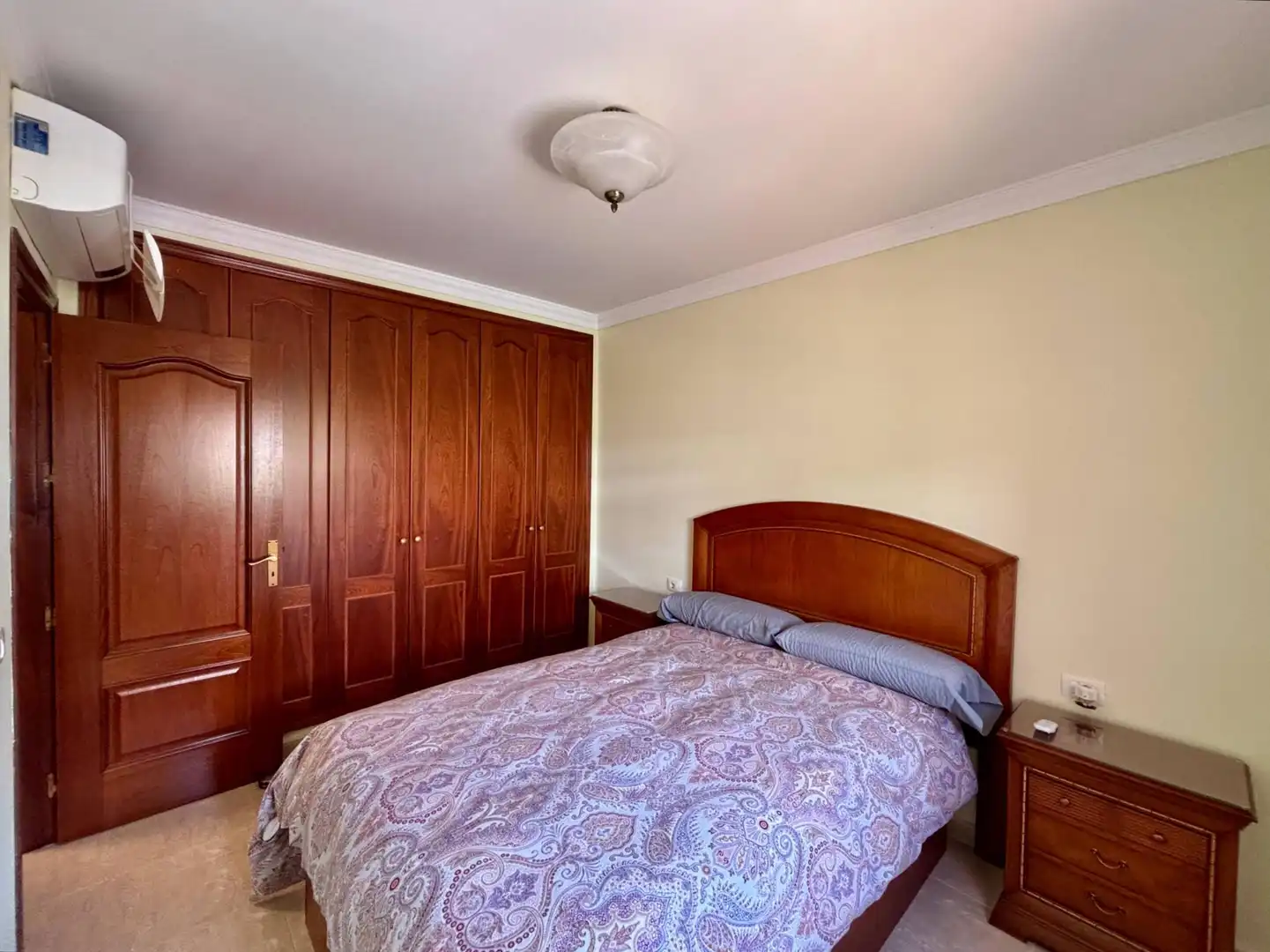Habitación de Casa adosada en venta en Candelaria con Aire acondicionado, Terraza y Piscina