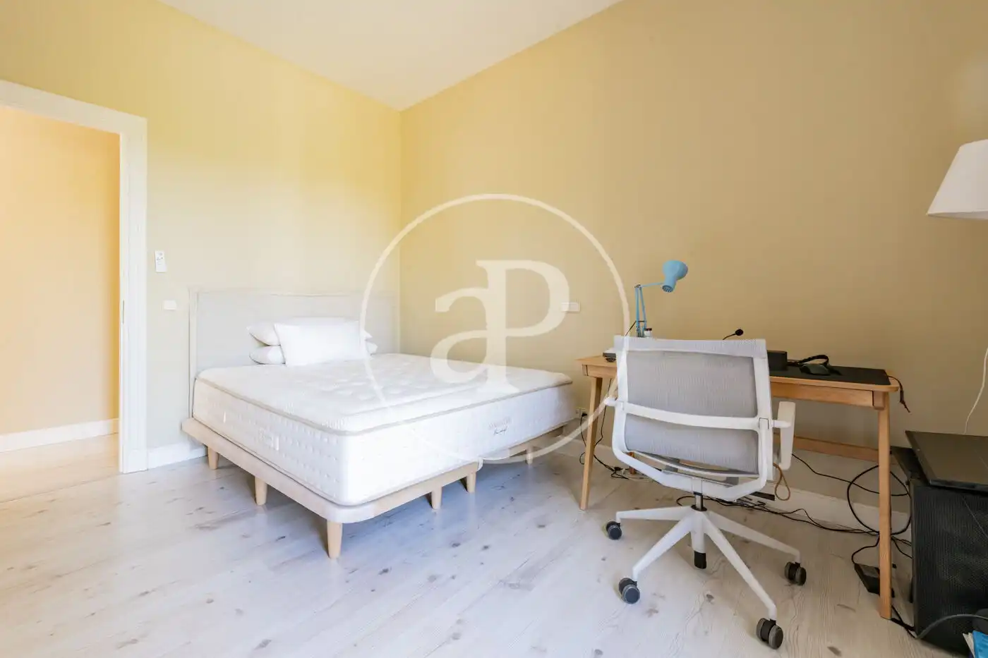 Habitación de Casa o chalet de alquiler en Pozuelo de Alarcón con Aire acondicionado, Calefacción y Jardín privado