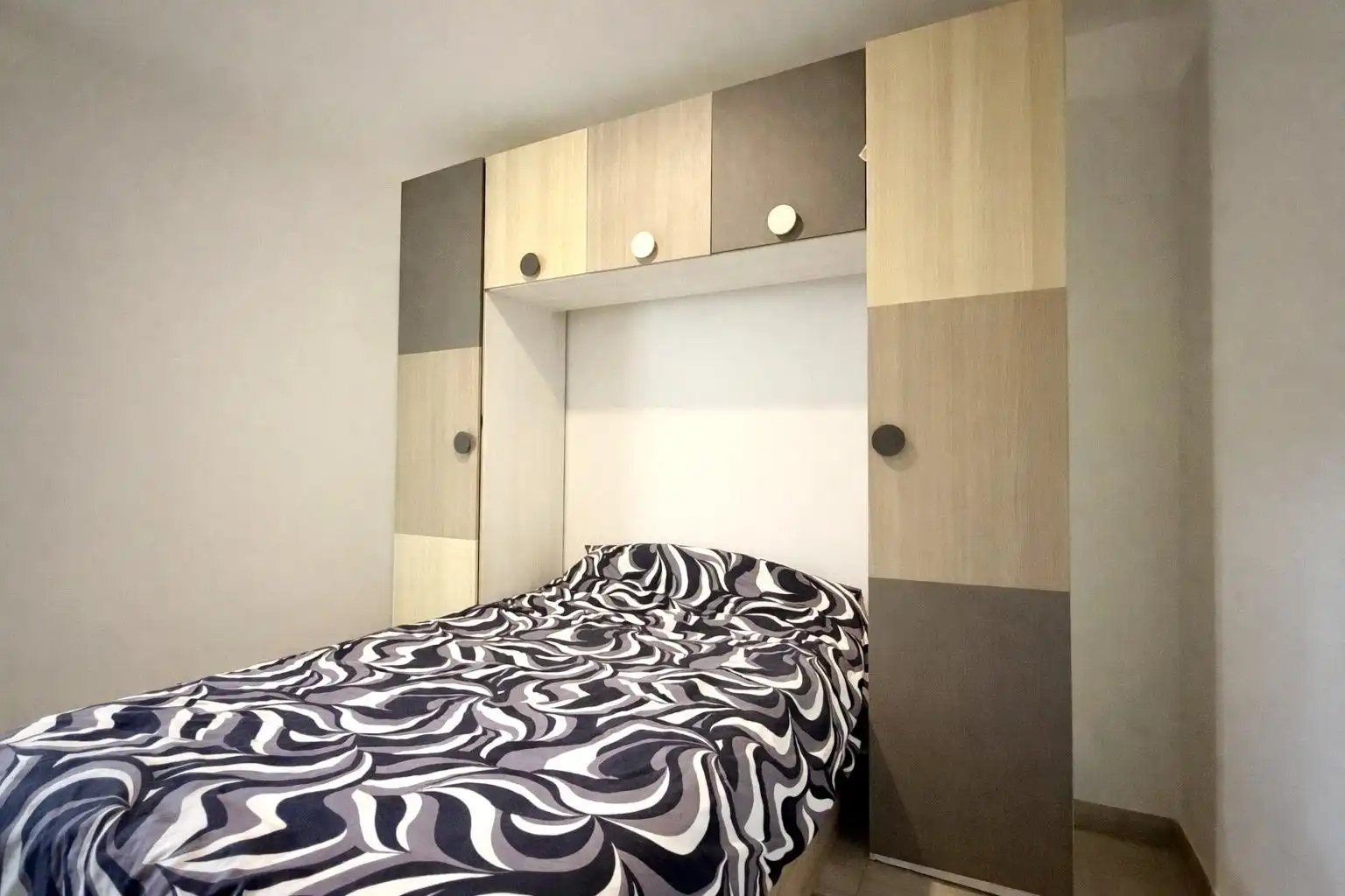 Schlafzimmer von Fabrikhallen zum Verkauf in Sagunto / Sagunt