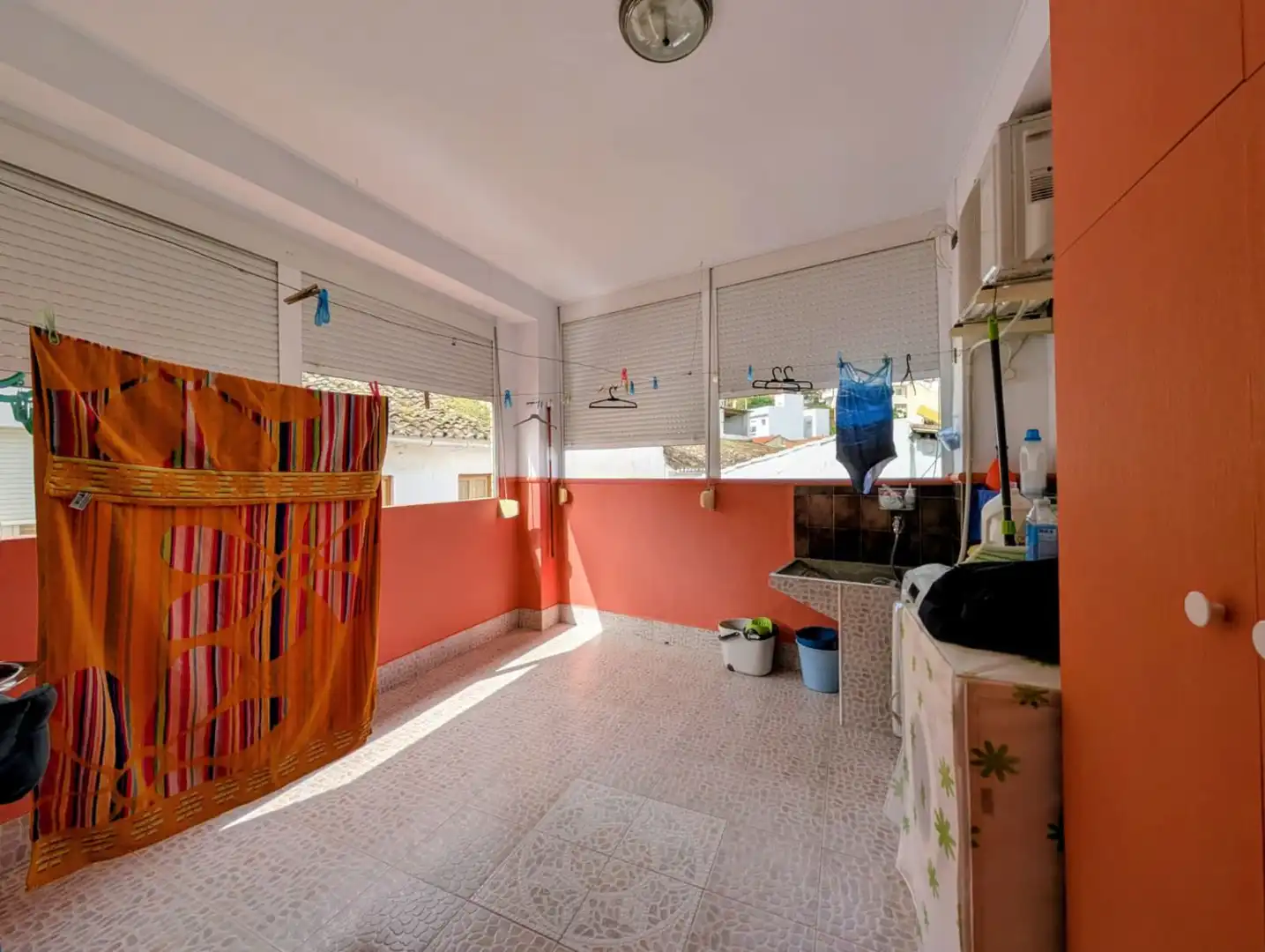 Balcony of Houses for sale in Loja  with Terrace and Storage room