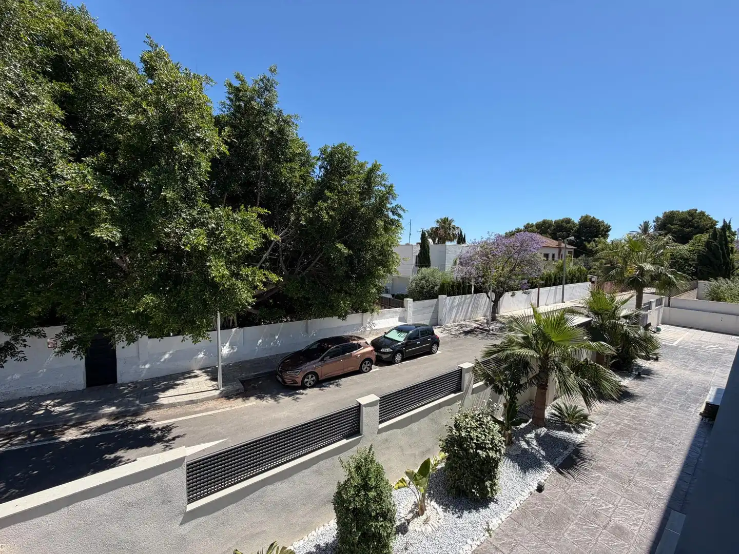 Exterior view of Buildings for sale in Alicante / Alacant