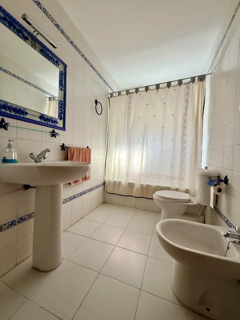 Baño de Casa o chalet en venta en Gelves, Sevilla