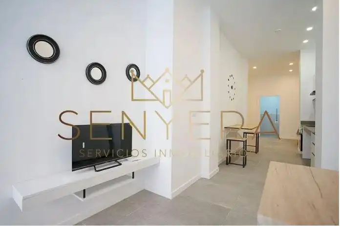 Living room of Study for sale in Valencia  with Air Conditioner, Terrace and Furnished