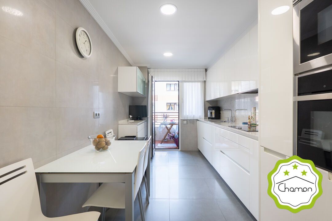 Kitchen of Flat for sale in Portugalete  with Terrace, Storage room and Balcony
