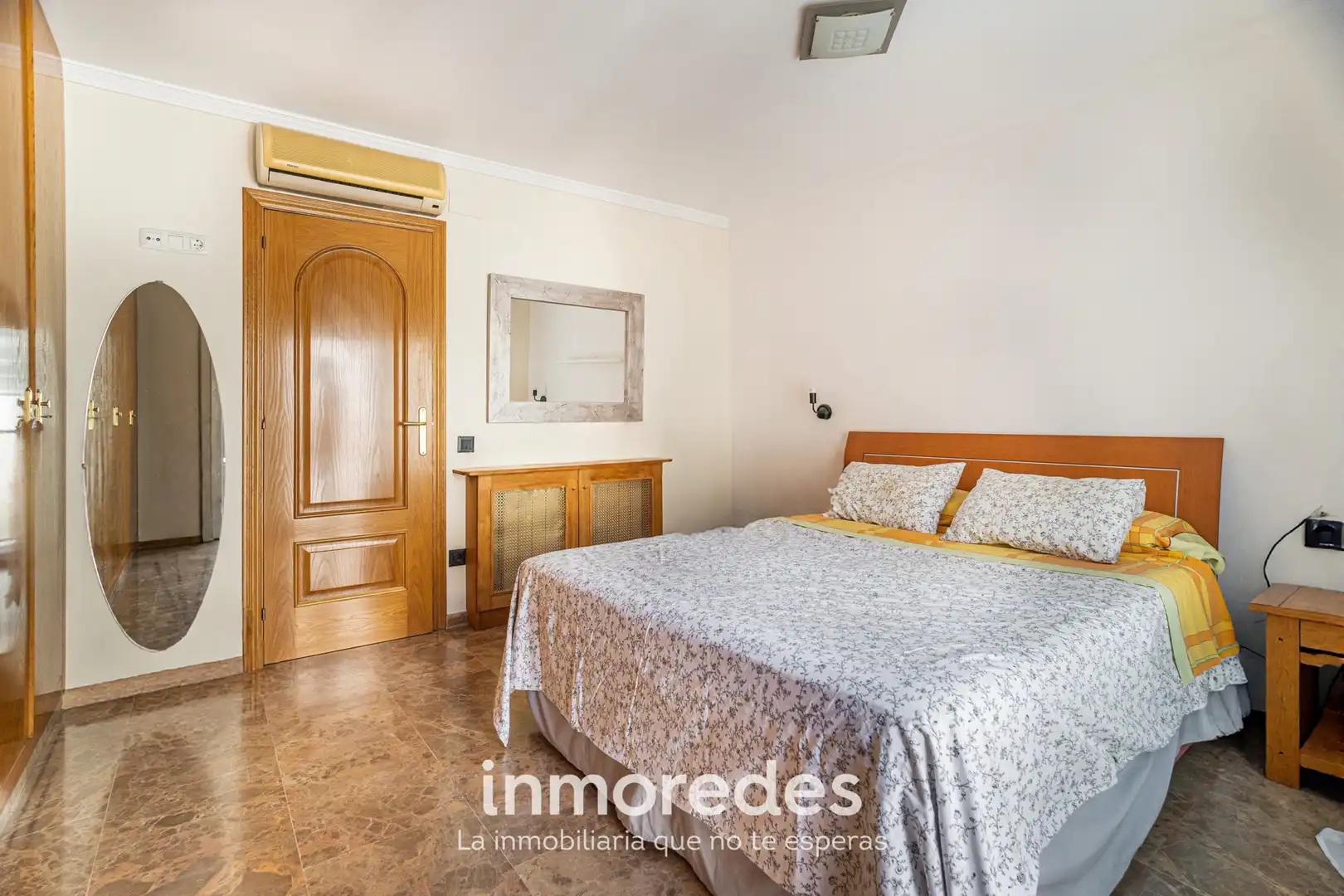 Habitación de Casa o chalet en venta en Badalona con Aire acondicionado, Calefacción y Trastero