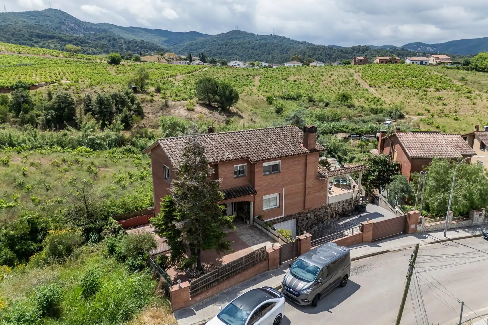 Vista exterior de Casa o xalet en venda en Martorelles amb Aire condicionat, Calefacció i Parquet