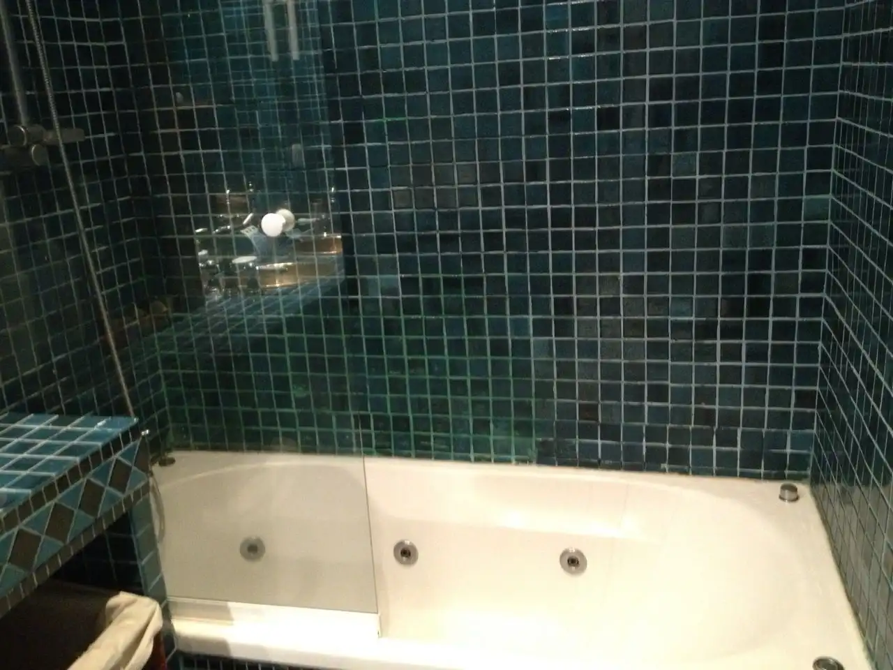 Baño de Piso en venta en Madrid con Calefacción y Amueblado