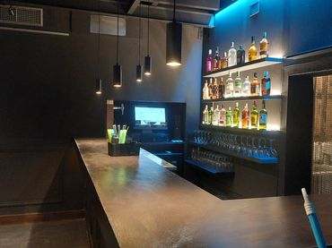 Local comercial en traspàs a calle pou 12