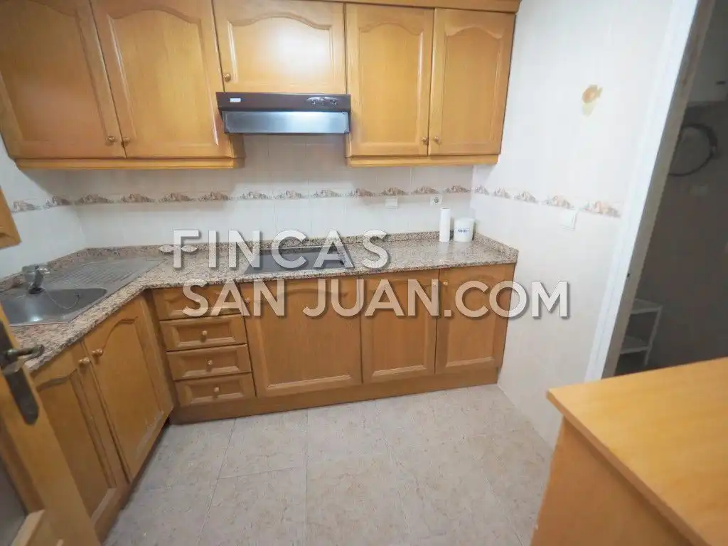 Cocina de Piso de alquiler en Villajoyosa / La Vila Joiosa con Terraza, Amueblado y Piscina comunitaria