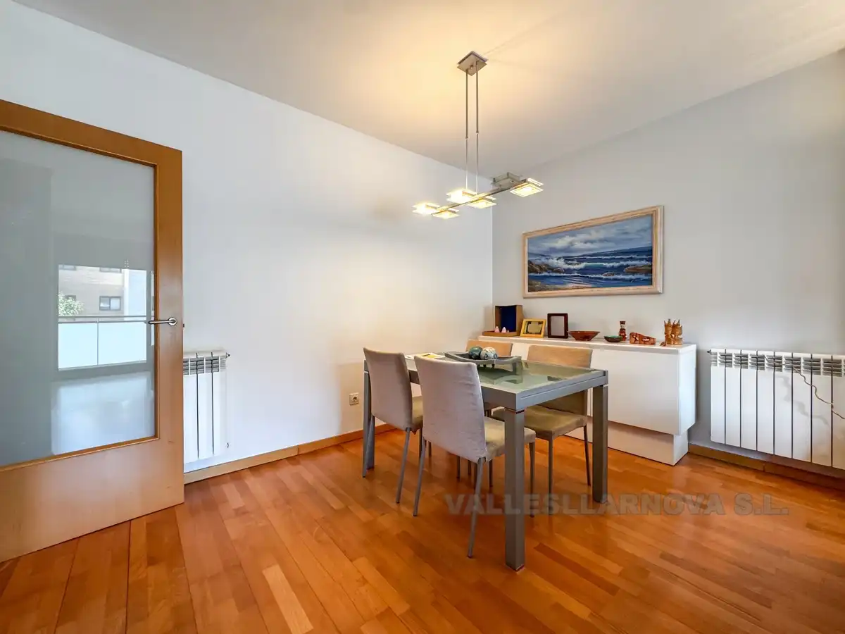 Comedor de Piso en venta en Parets del Vallès con Calefacción, Jardín privado y Parquet