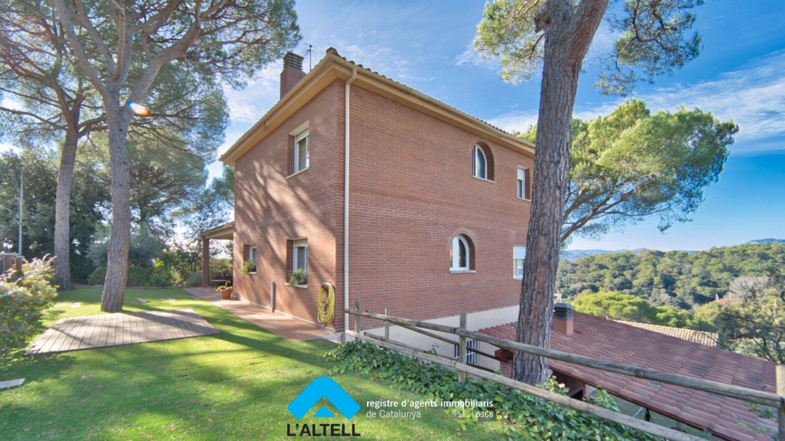 Jardí de Casa o xalet en venda en L'Ametlla del Vallès amb Calefacció, Terrassa i Traster