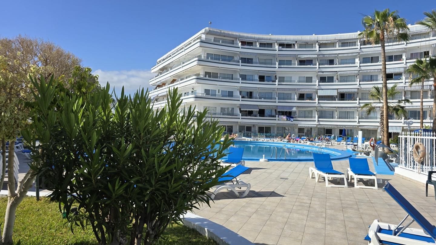 Swimming pool of Planta baja to rent in Adeje  with Air Conditioner, Terrace and Furnished