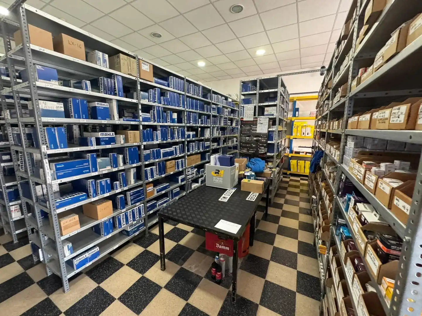 Business premises for sale in camprodon 79, imagen 5