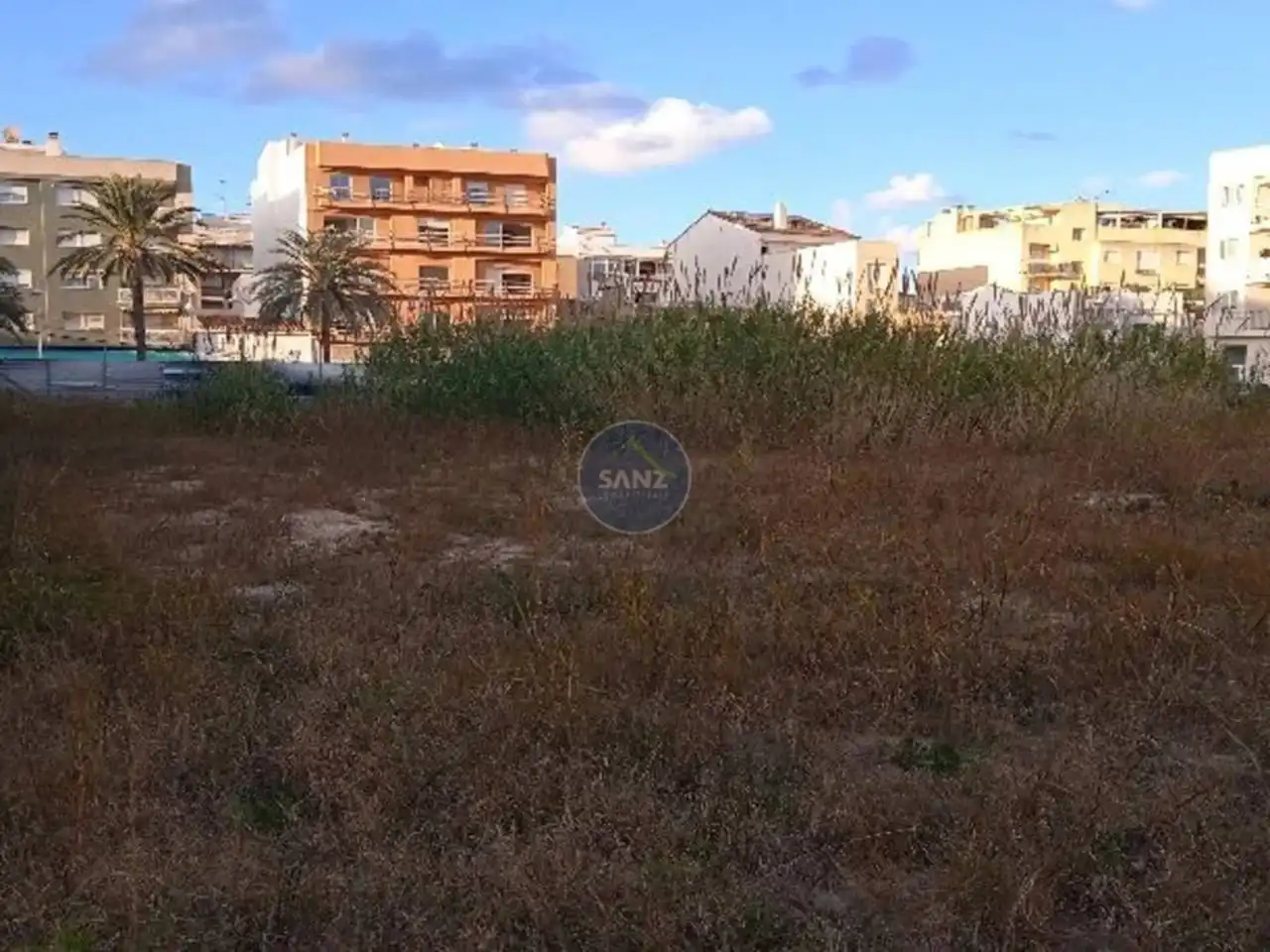 Terreny industrial en venda en Gandia