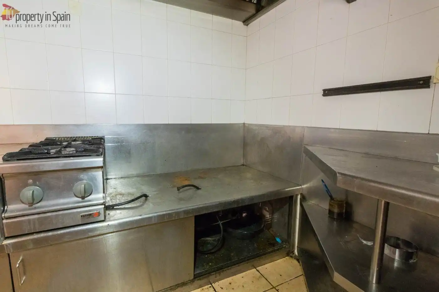 Local en venta en Calle PINTOR GASTON CASTELLO, Centro