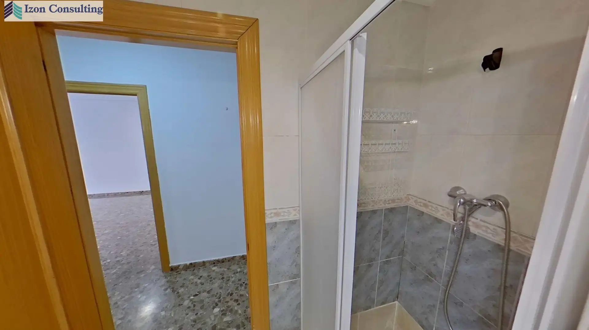Baño de Piso en venta en Albacete con Calefacción y Trastero