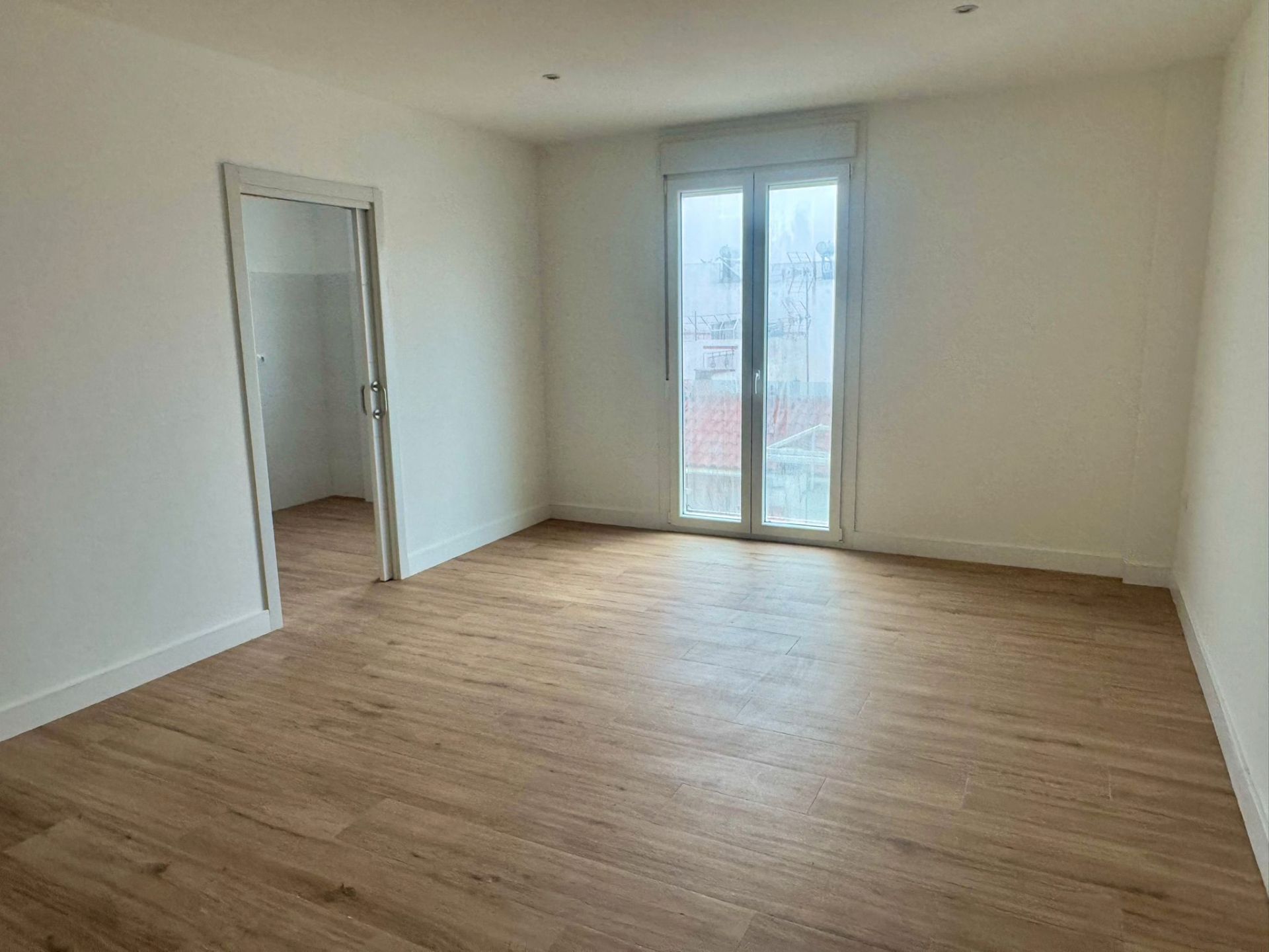 Bedroom of Flat for sale in  Sevilla Capital  with Terrace, Storage room and Balcony