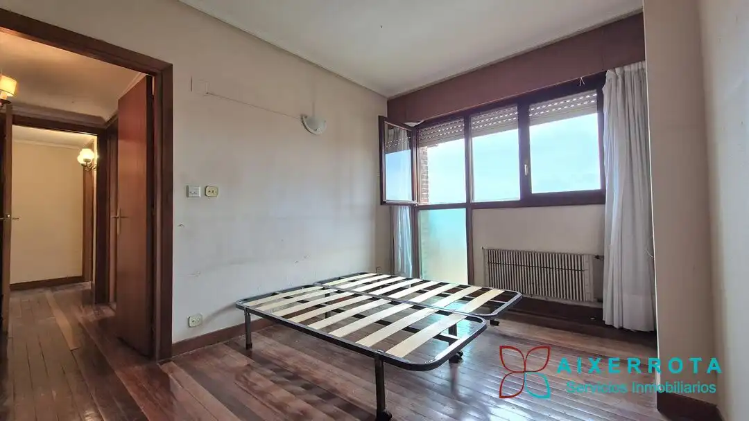Habitación de Apartamento en venta en Getxo  con Calefacción, Terraza y Balcón