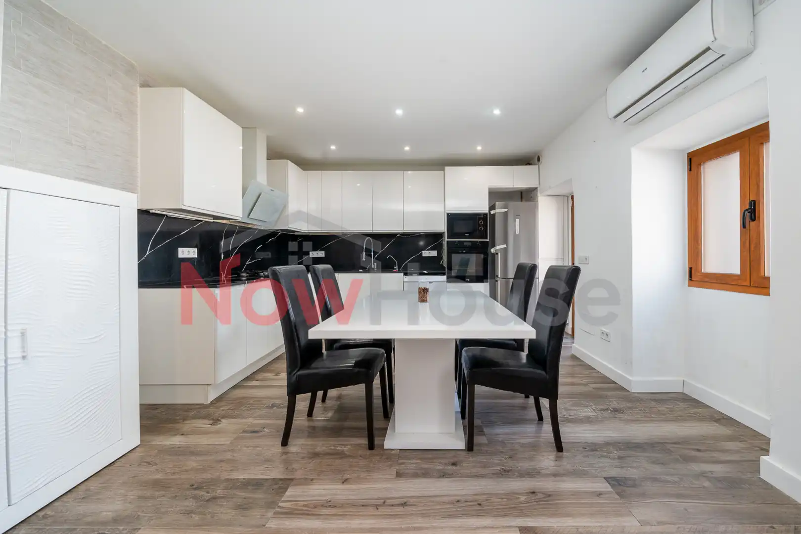 Casa a schiera in vendita a Carrer Extremadura, imagen 4
