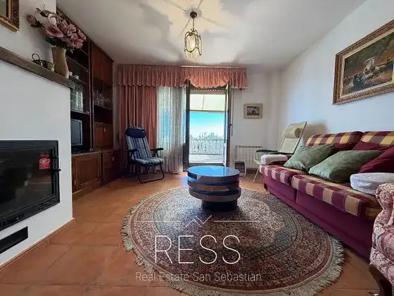 Living room of Flat for sale in Sojuela  with Heating, Private garden and Terrace