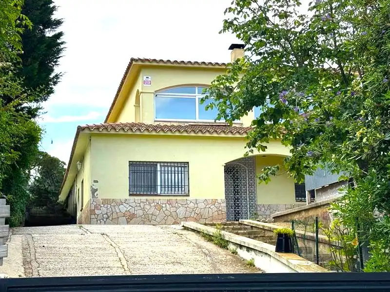 Exterior view of Houses for sale in Tordera