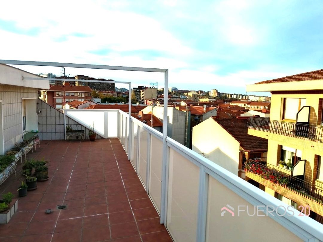 Piso en venta en Rontegui - Pormetxeta