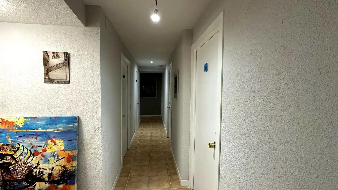 Room in Calle del Panizo, Berruguete