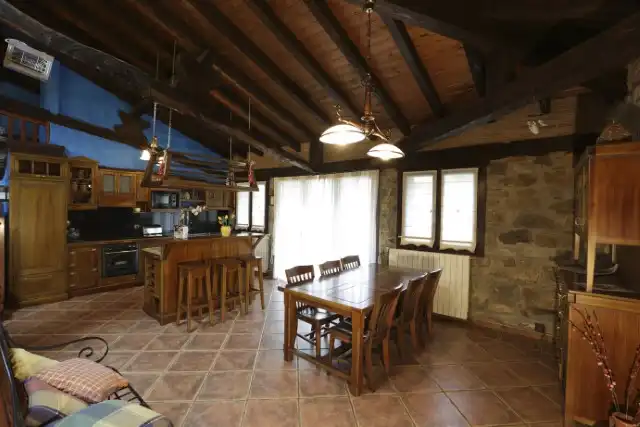 Cocina de Finca rústica en venta en Elgoibar con Calefacción, Jardín privado y Terraza